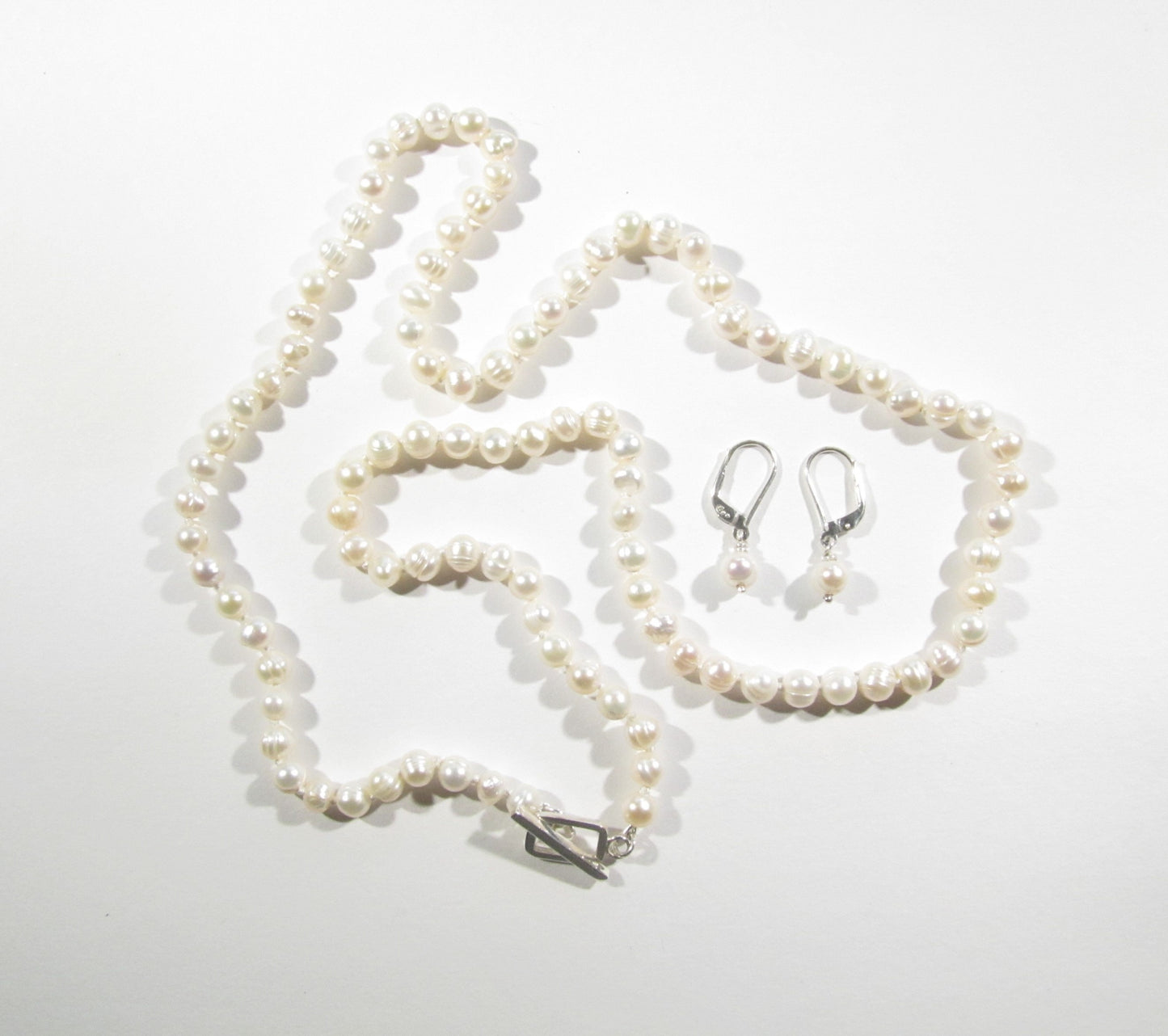 COLLIER PERLES EAU DOUCE BLANC LONG