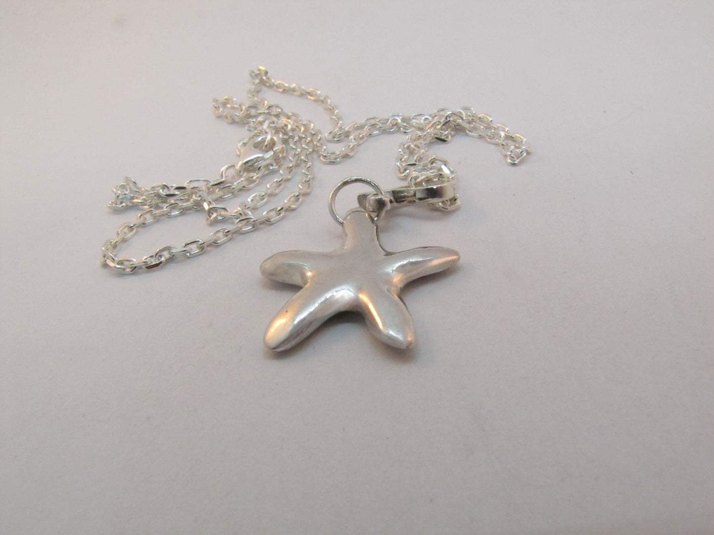 COLLIER PENDENTIF ÉTOILE DE MER