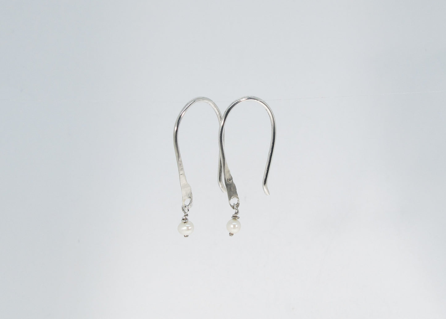 BOUCLES COCHET MARTELÉ PERLE