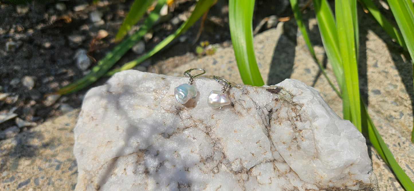 BOUCLES PERLES KESHI GRIS GRAND