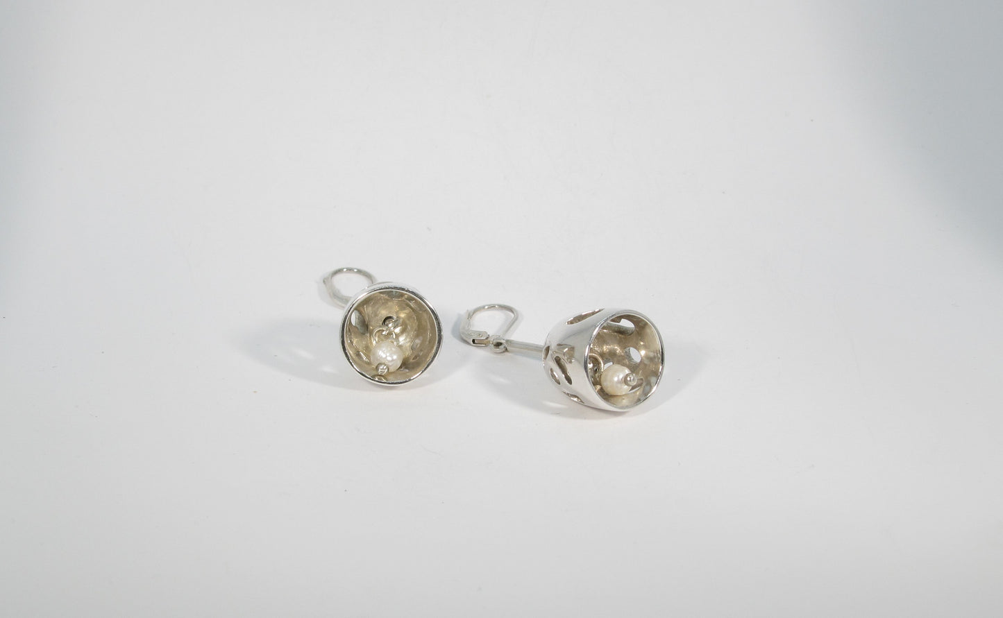 BOUCLES CLOCHE ROSE ET PERLE