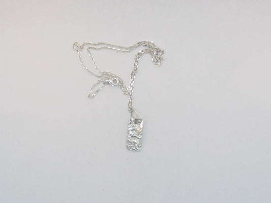 COLLIER PENDENTIF RÉTICULATION