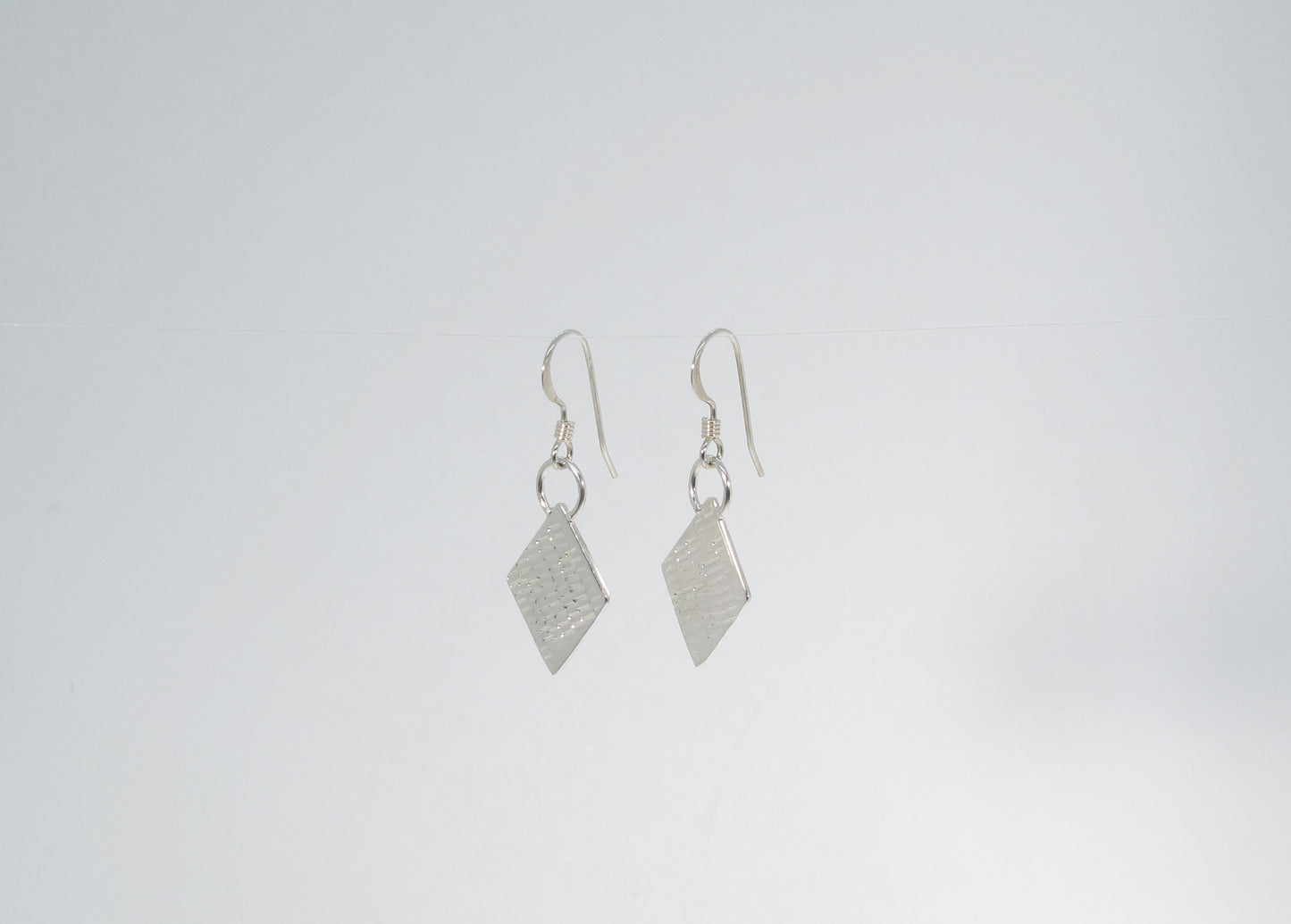 BOUCLES LOSANGE LIGNÉ
