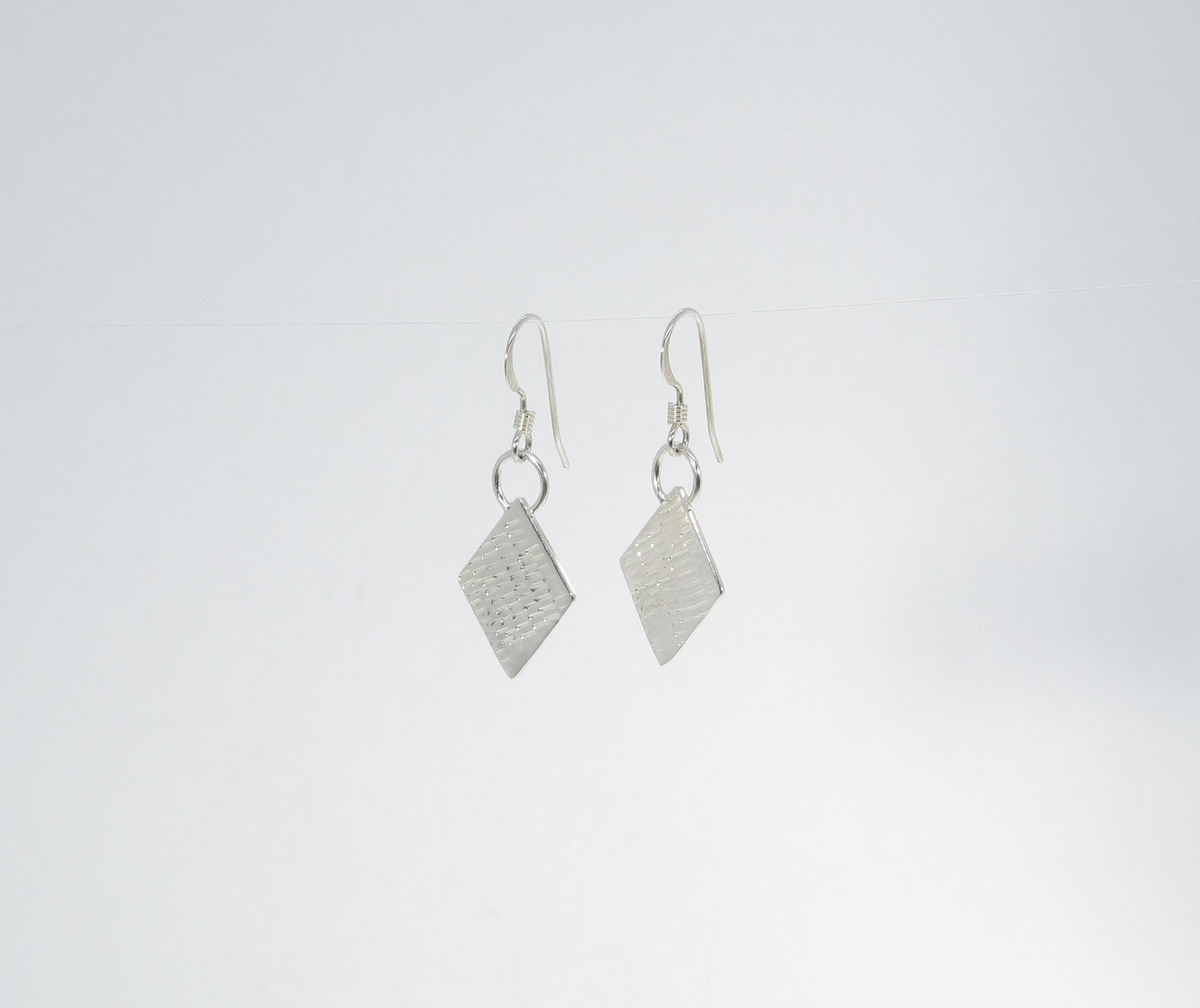 BOUCLES LOSANGE LIGNÉ
