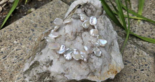 BRACELET PERLES KESHI PÉTALE BLANC