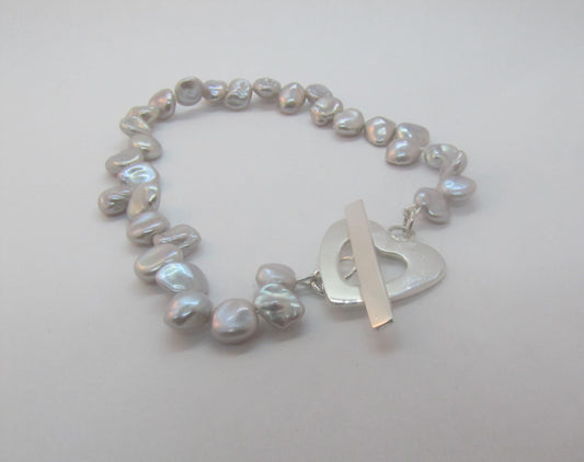 BRACELET PERLES KESHI GRIS COEUR